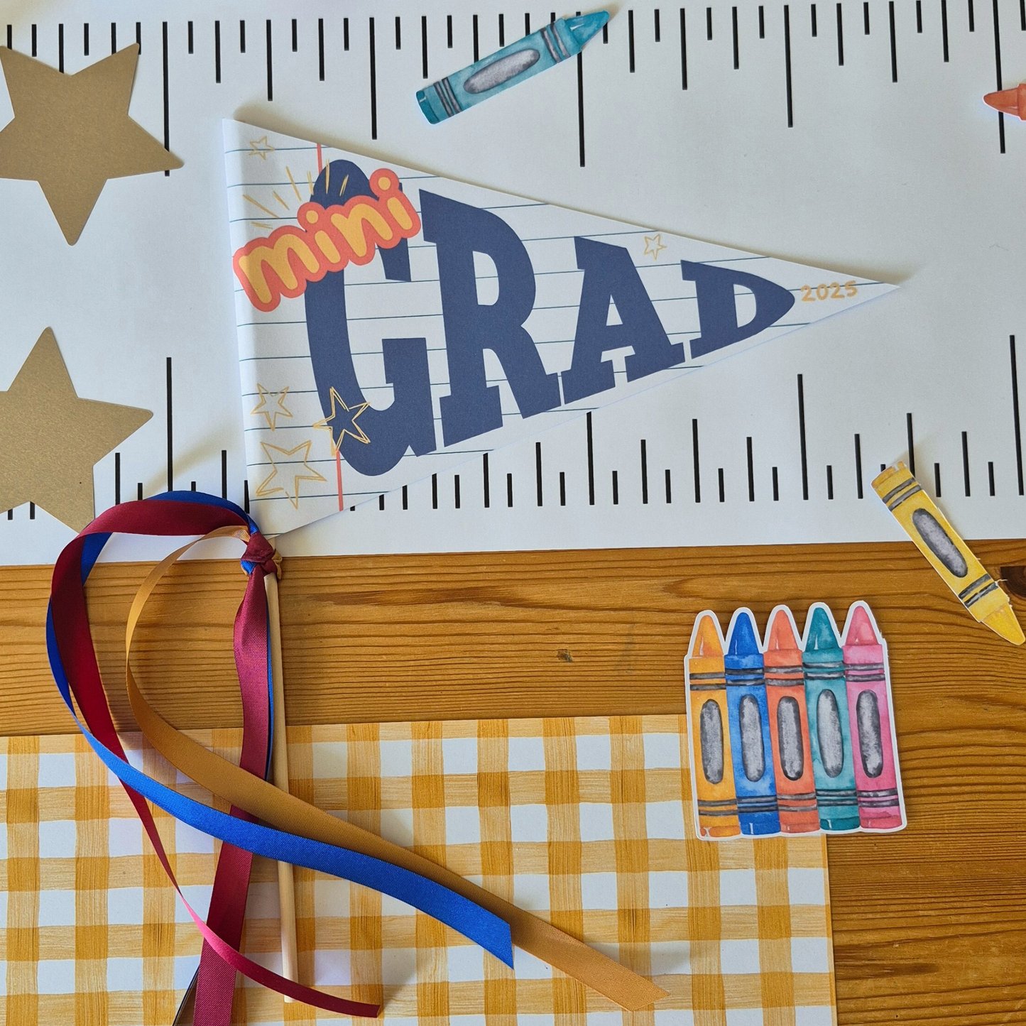 Mini Grad 2025 Pennant Flag